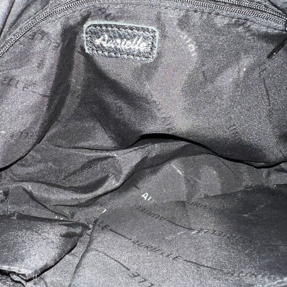Aurielle Authentic Black Leather Shoulder Bag With Zip Closure & Interior Pocket - Picture 4 of 6